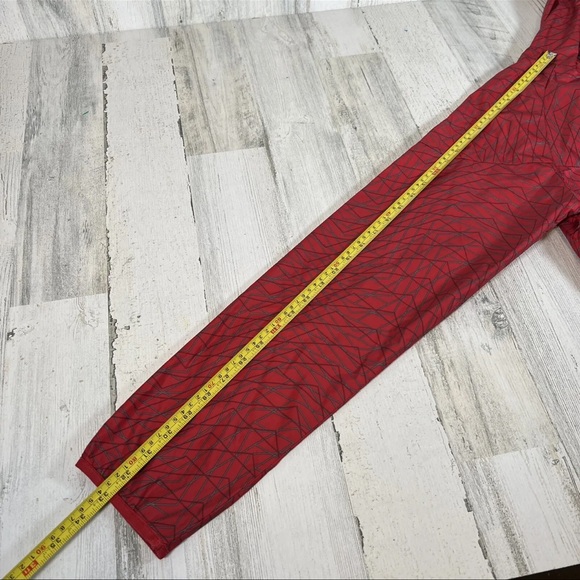 Nike Men’s Ru City Scape Packable Jacket Windbreaker Red Black Size Large - Picture 7 of 9